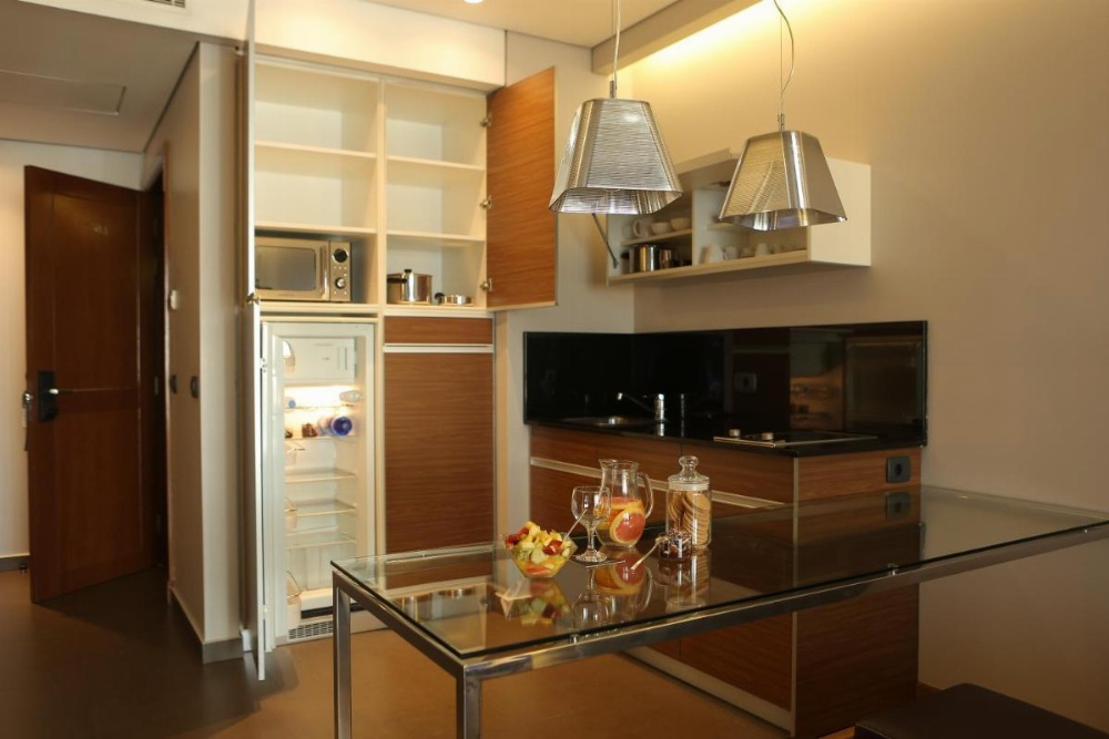 ParkTower Suites Image 46